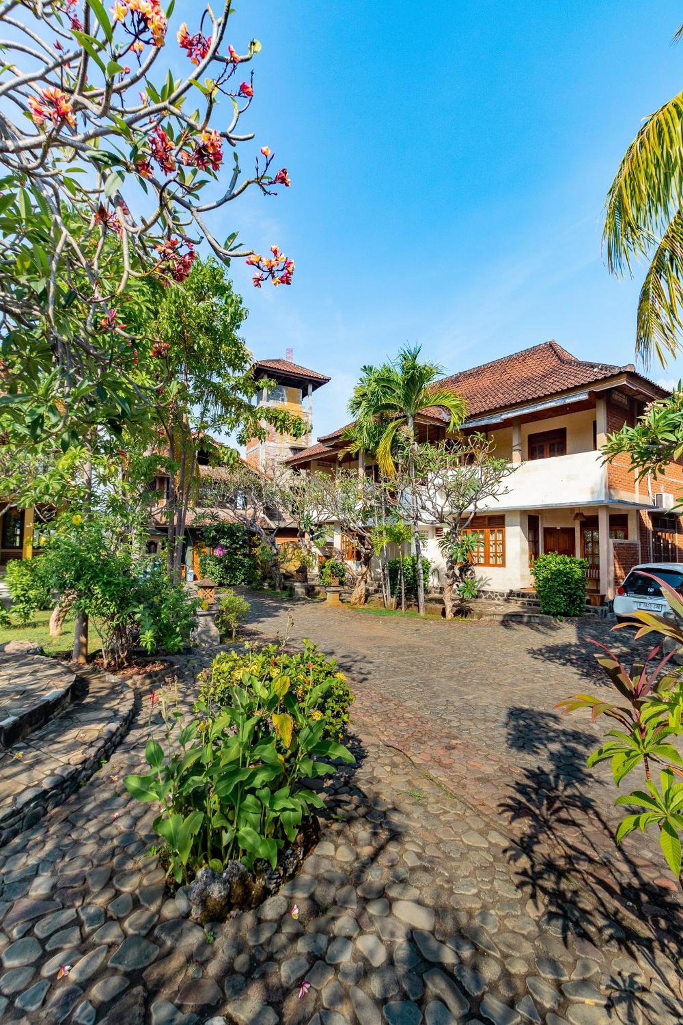 OYO 3836 Vedanta Villa Lovina Exterior foto