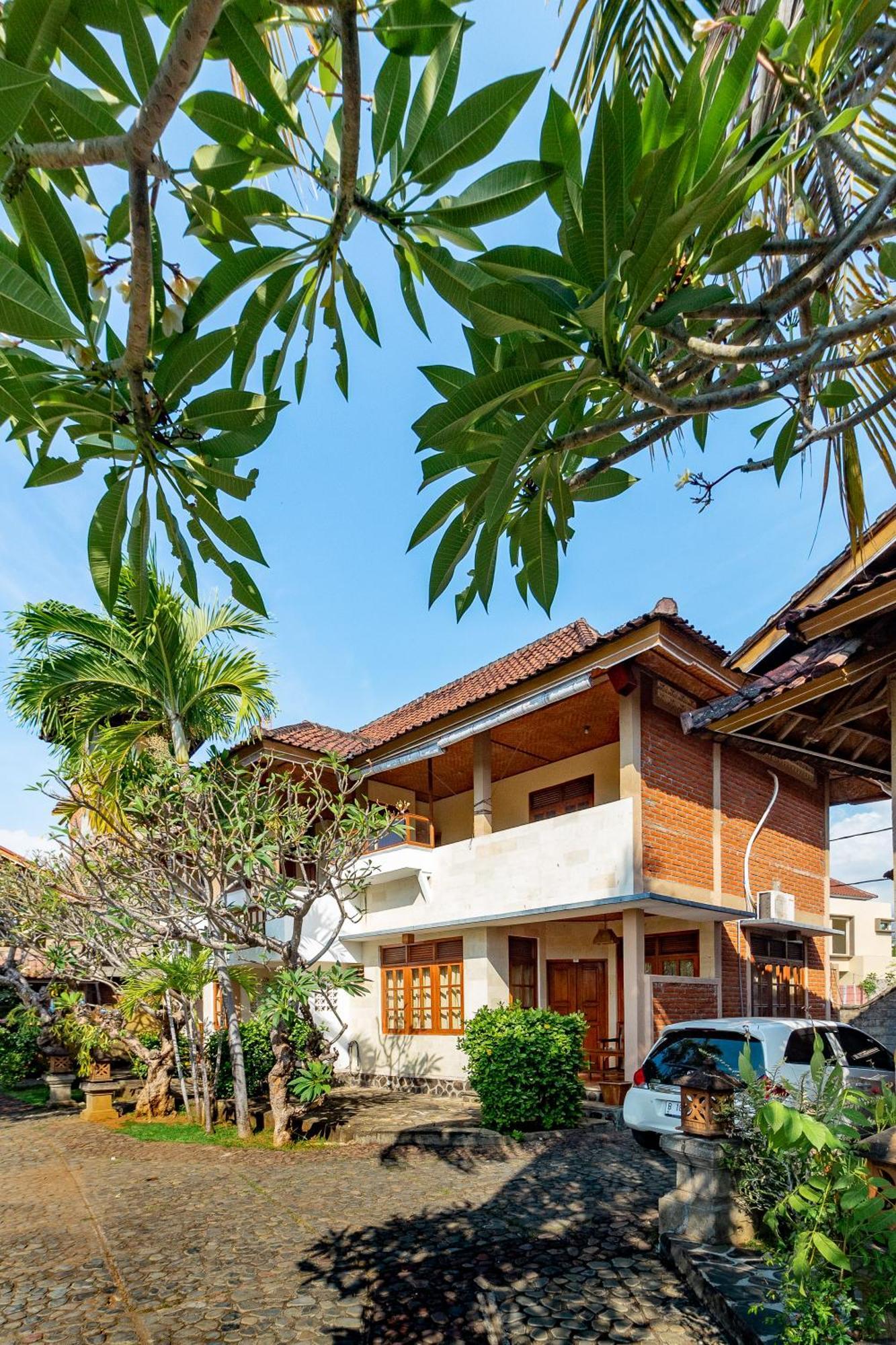 OYO 3836 Vedanta Villa Lovina Exterior foto